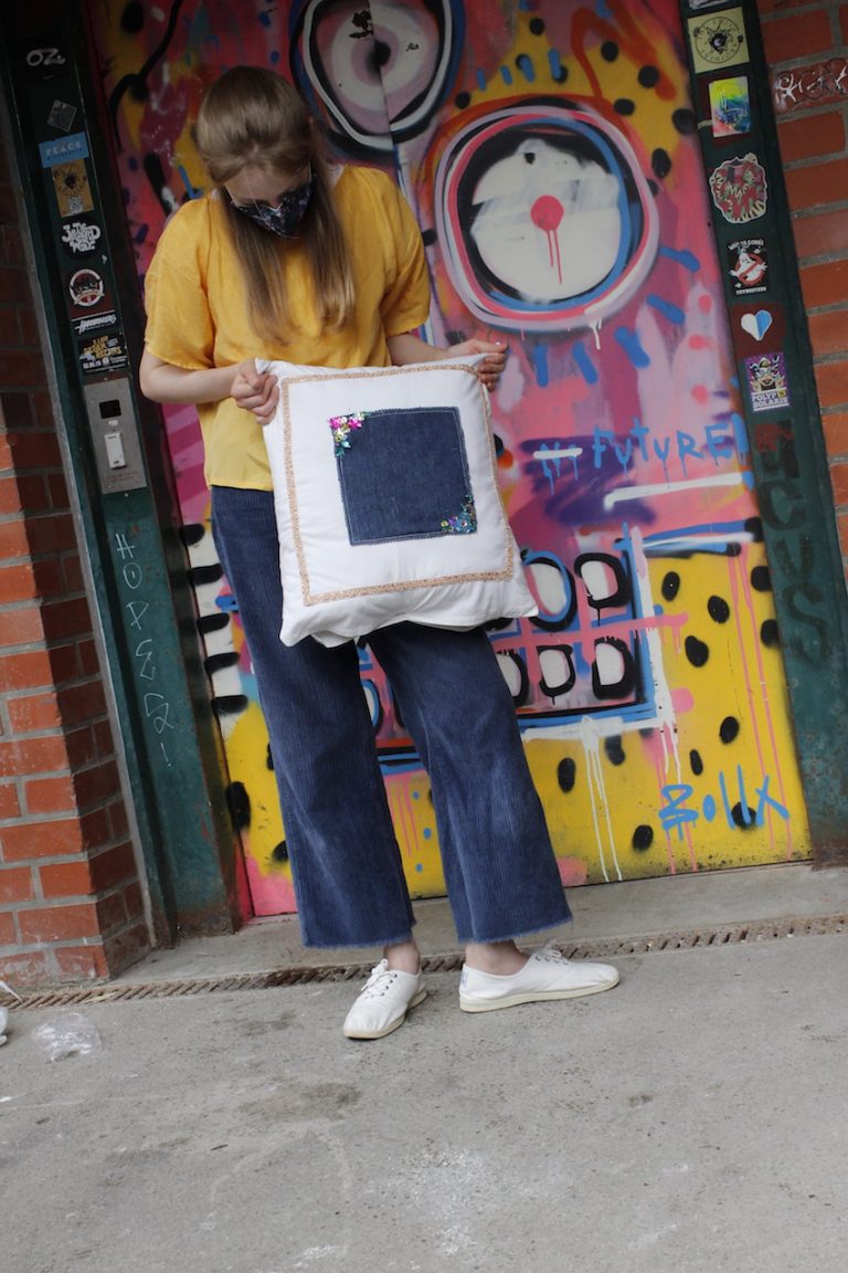 Kissenhüllen und Shirts,